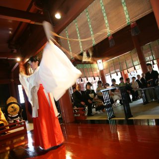 F-1-11 日光二荒山神社舞